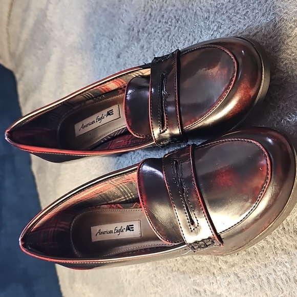 American Eagle Oxblood Patent Chunky Heel Loafers Size 6 Y2k Vintage Red Black - Picture 1 of 10